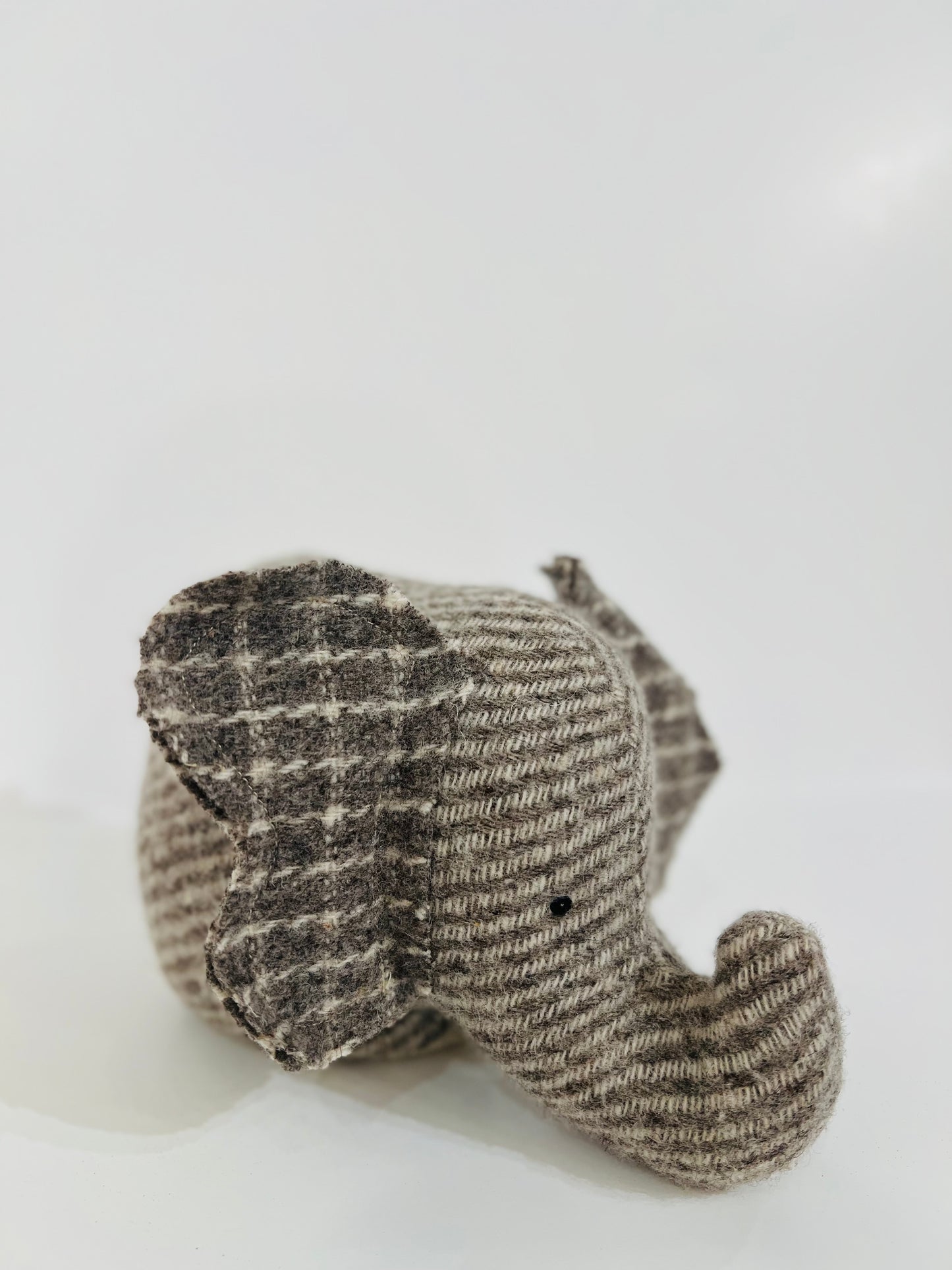 ELEPHANT, SMALL