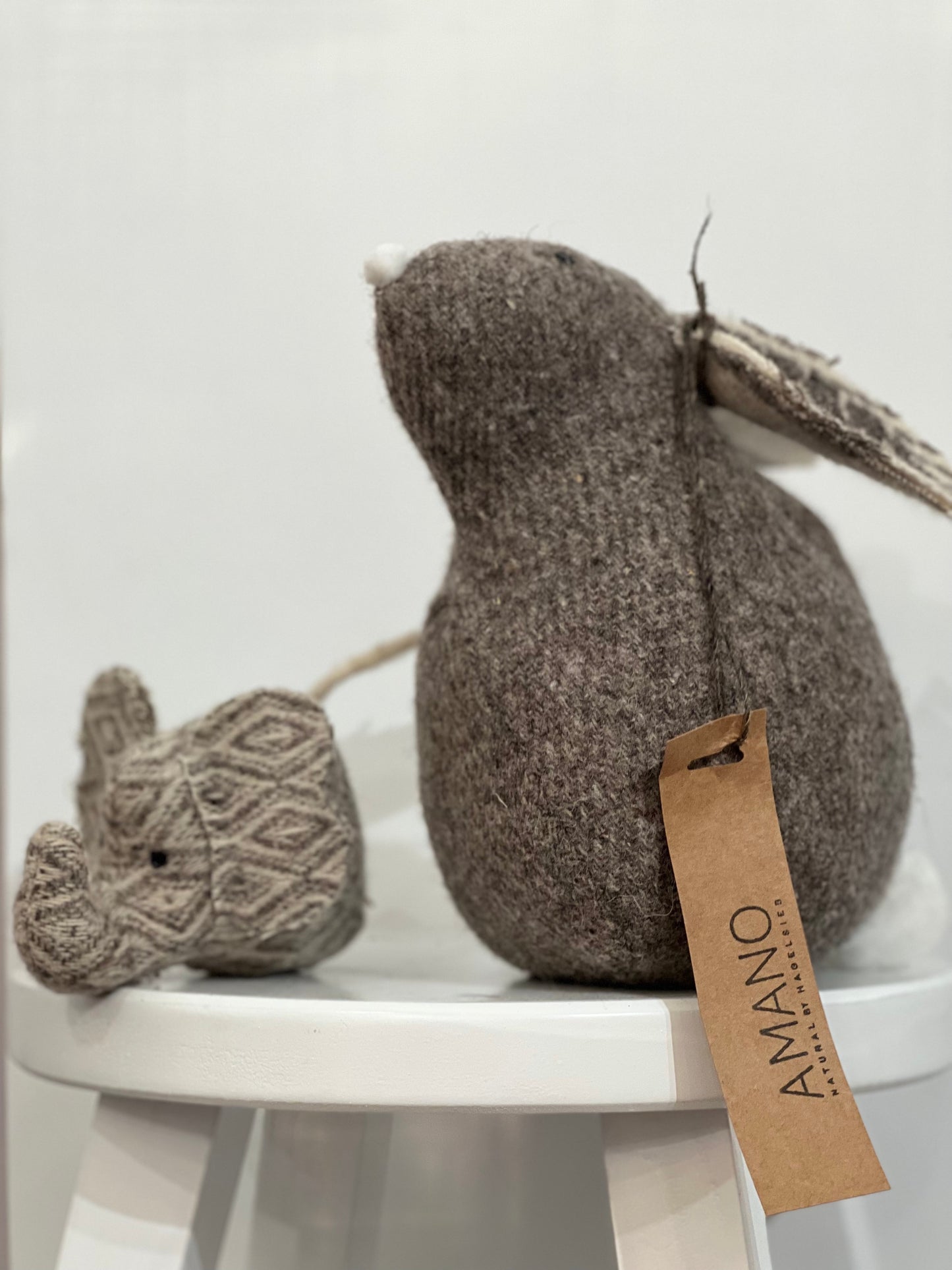 BUNNY, MEDIUM