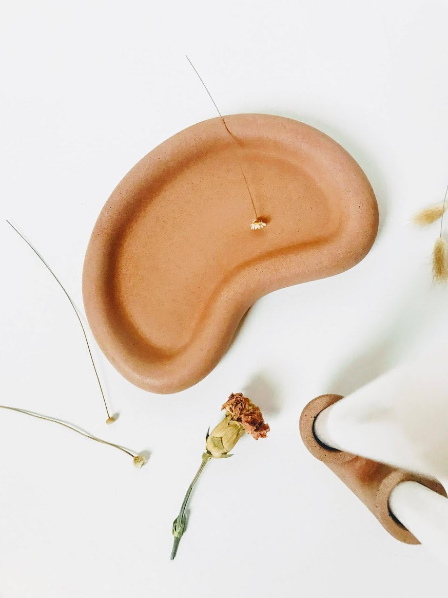 Concrete Halfmoon Tray