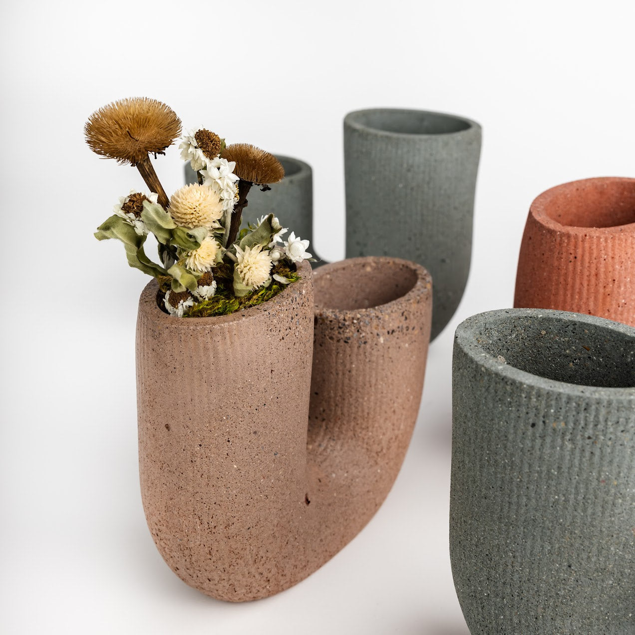 U Shape Concrete Vase